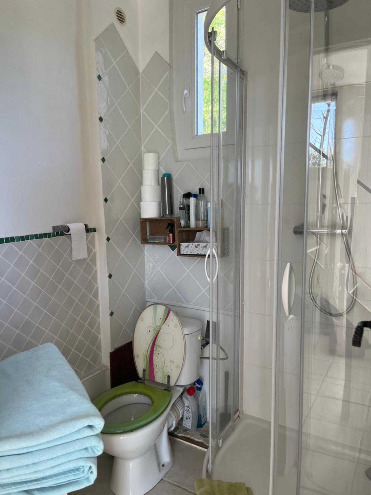 Studio En Duplex Independant Бриньол Екстериор снимка